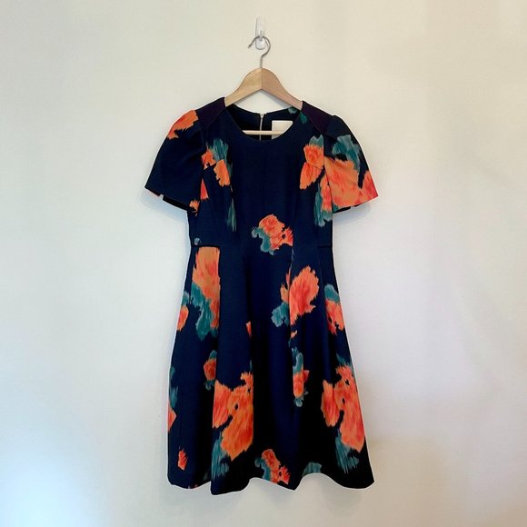 McGinn Poppy Floral Dress - Picture 1 of 3